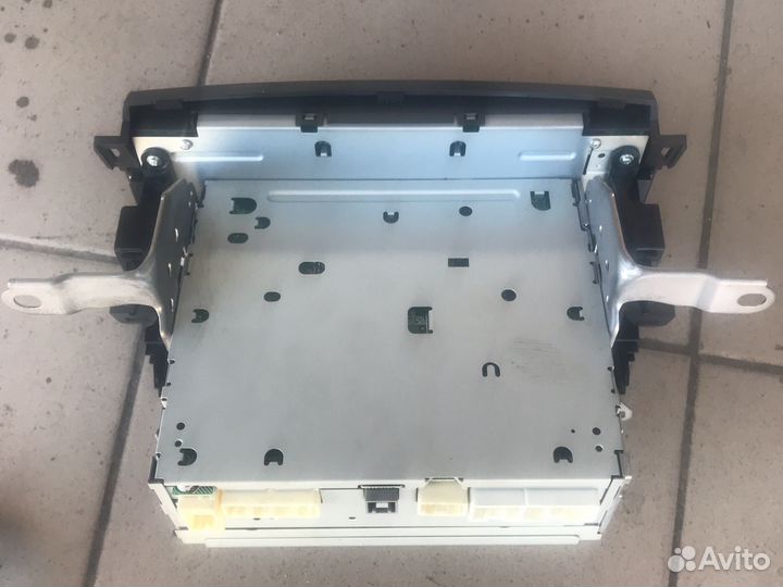 Штатная магнитола toyota rav 4