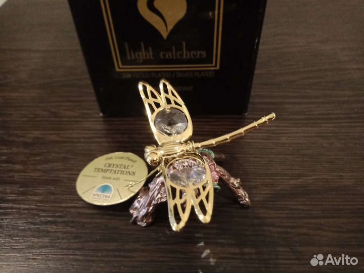 Стрекоза позолоченная с хрусталиками Swarovski