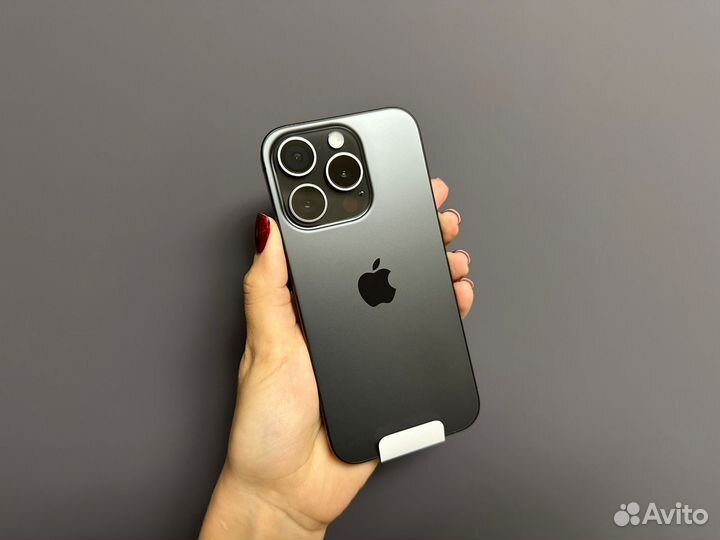 iPhone 15 Pro, 128 ГБ