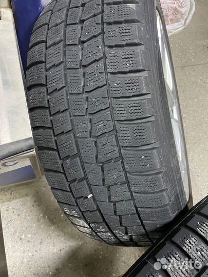 Dunlop Winter Maxx WM01 225/50 R17 94Q