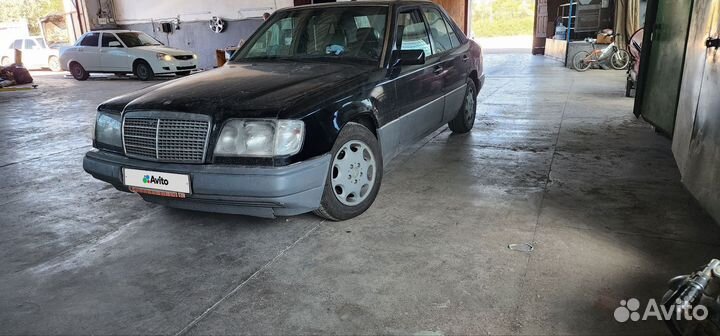 Mercedes-Benz E-класс, 1993