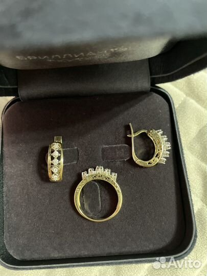 Золотые серьги с бриллиантами