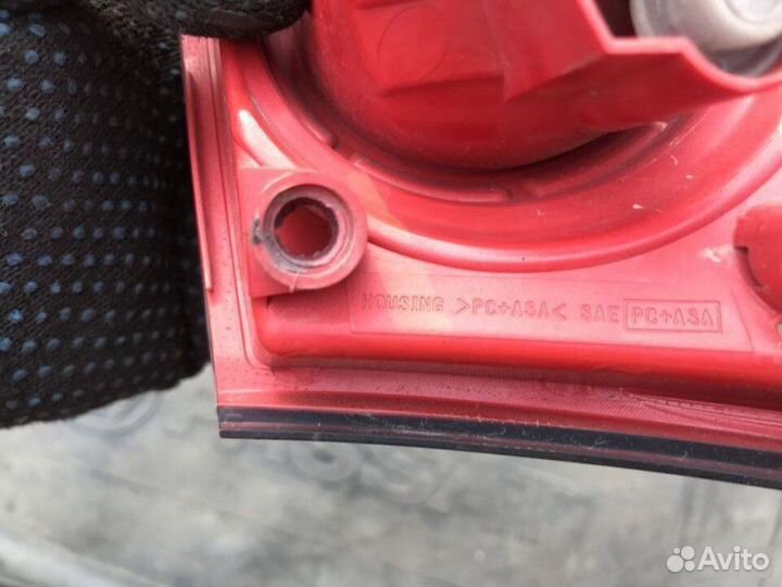 Фонарь внутренний задний левый Infiniti Fx35 S50