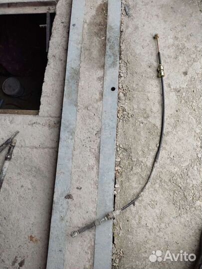 Тросики на Toyota corolla e90