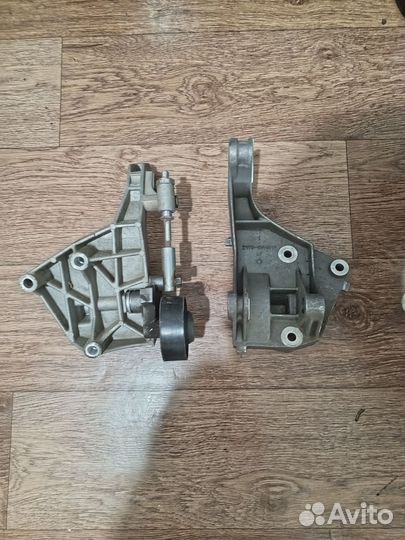 Кронштейнер генератора Гранта