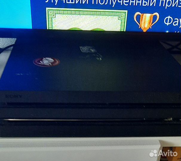 Консоль PS4 pro 1Tb