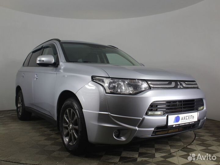 Mitsubishi Outlander 2.4 CVT, 2012, 206 000 км