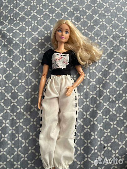 Барби безграничные движения