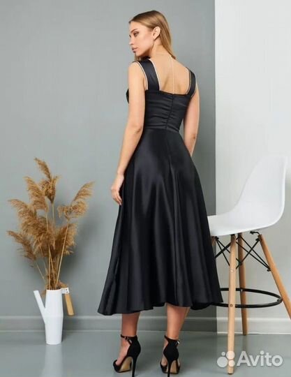 Платье праздничное