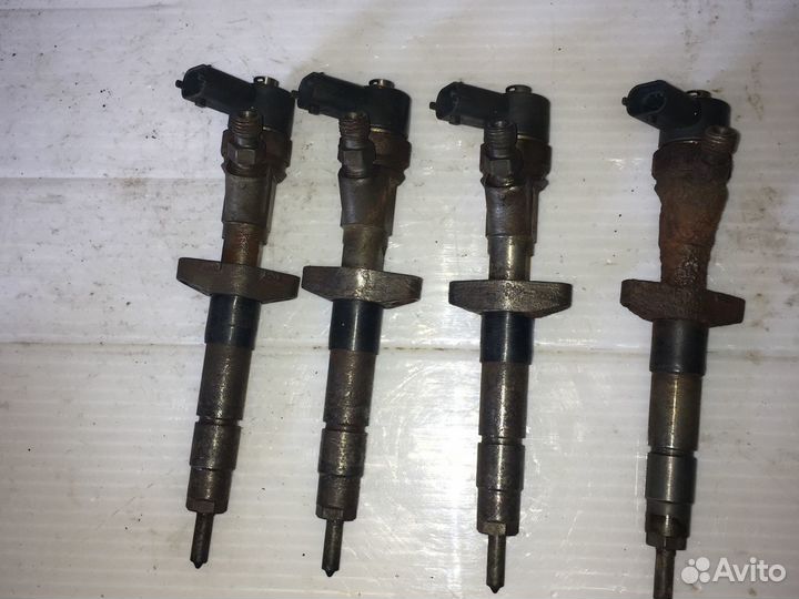Форсунки 0445110102 Renault Master, Opel Movano
