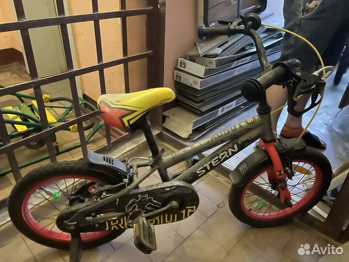 Детский велосипед 16