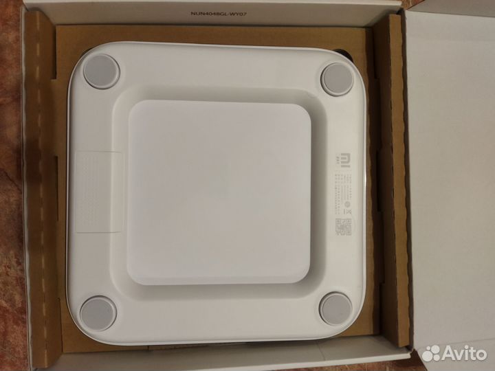 Весы напольные электронные новые