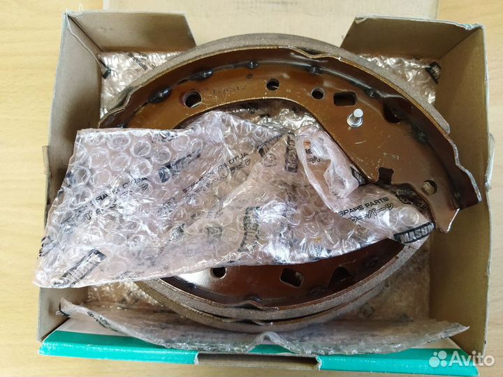 Тормозные колодки toyota