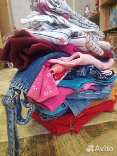 Вещи пакетом на девочку 104-110