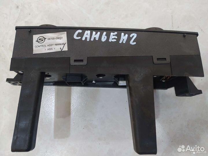 Блок управления печкой SsangYong Kyron