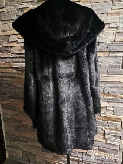 Шуба норковая 48р Алеф