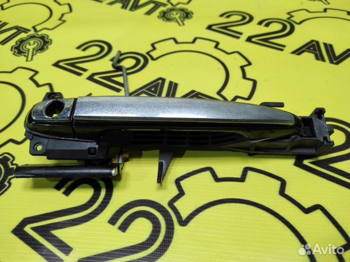 Ручка двери внешняя передняя левая Toyota Harrier