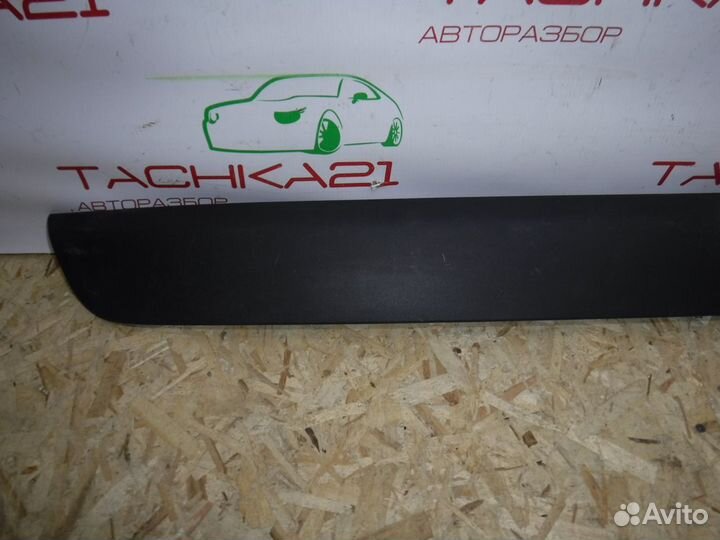 Накладка крышки багажника toyota Rav 4 (2018+)