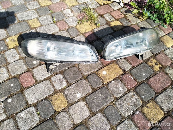 Opel Omega B Фары оригинал из Европы