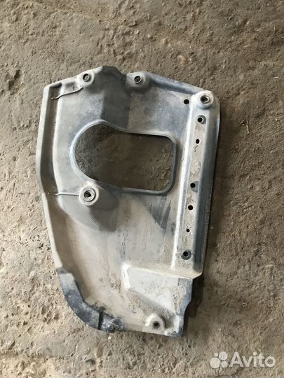 Защита антигравийная Lexus LX