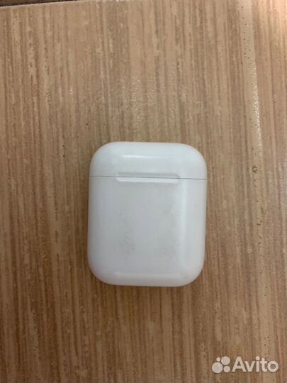 AirPods 1