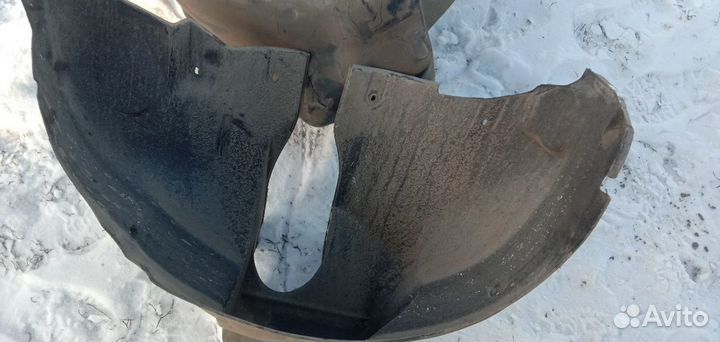 Защита крыла пластмассовая (подкрылок задний) Audi