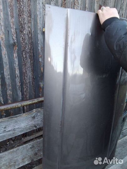 Дверь передняя правая на LADA priora