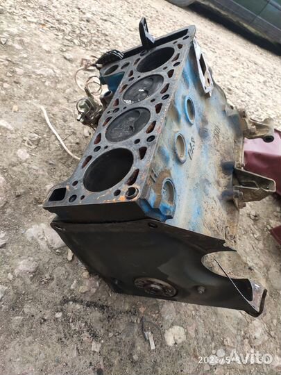 Блок Двигателя ваз 21011 2101 - 2107