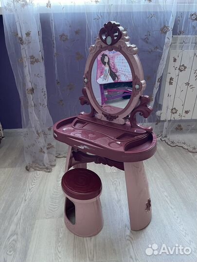 Детское стол и стул с зеркалом