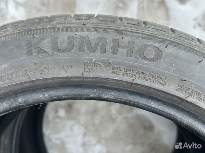 Kumho Ecsta PS71 225/45 R17 и 245/40 R17 95Y