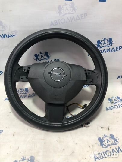 Руль Opel Astra H Z16XER 2008