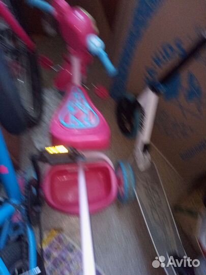 Детский трехколесный велосипед бу