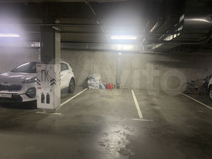 Машиноместо, 17 м²