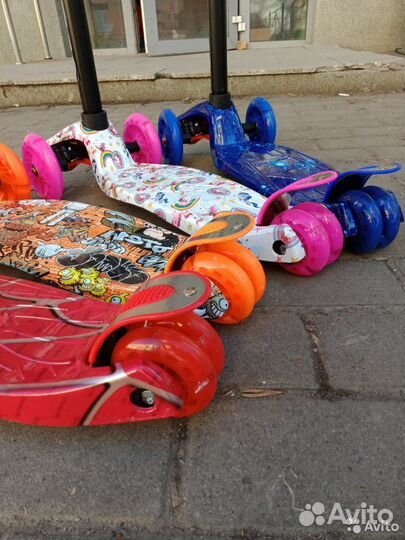 Самокат детский трехколесный