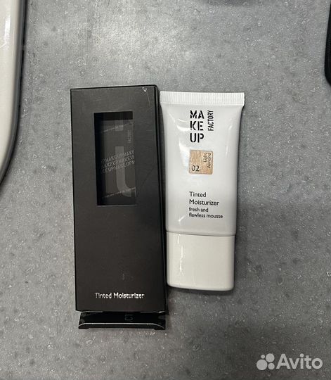Тональный крем make up factory