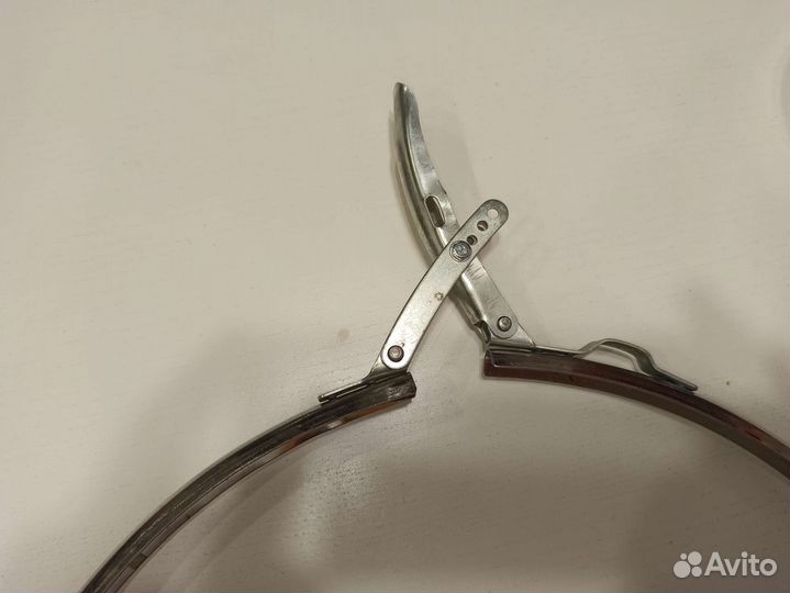 Запорный хомут на куб люксталь 37 литров