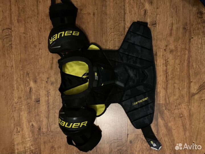 Нагрудник хоккейный bauer supreme 3s