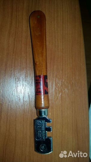 Твердосплавный роликовый стеклорез/германия