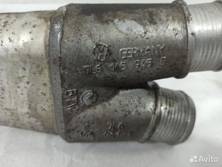 Патрубок интеркулера Touareg 2010-2018 Volkswagen