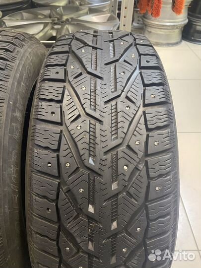 Tigar SUV Ice 215/60 R17 100T