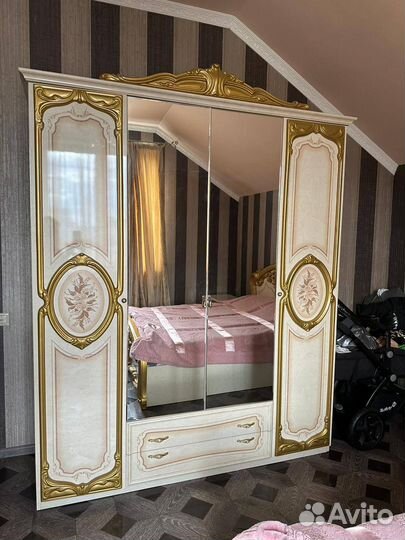 Спальный гарнитур бу