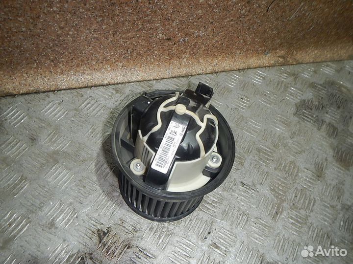 Моторчик отопителя, Peugeot (Пежо) -308 (07)