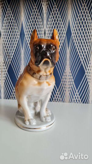 Статуэтка собака боксер