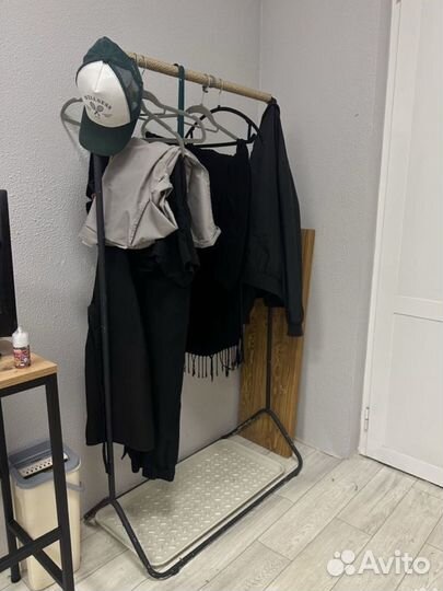Вешалка напольная