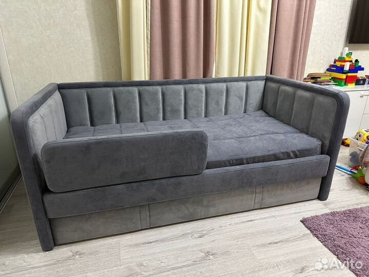 Кровать диванчик мягкий Дабл