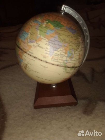 Глобус на английском языке