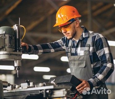 Слесарь-инструментальщик