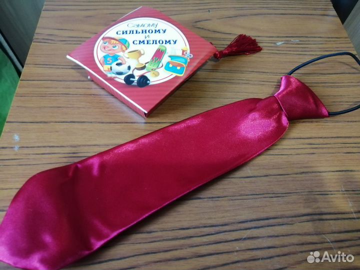 Галстук бордовый