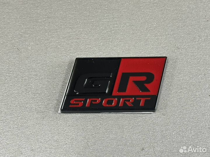 Шильдик GR Sport, чёрная