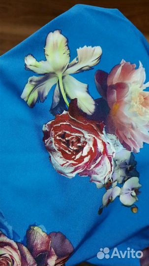 Продам новое платье